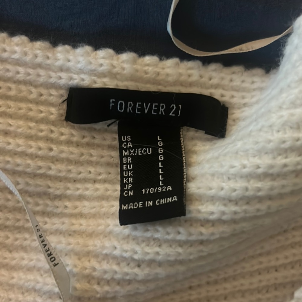 White knit sweater